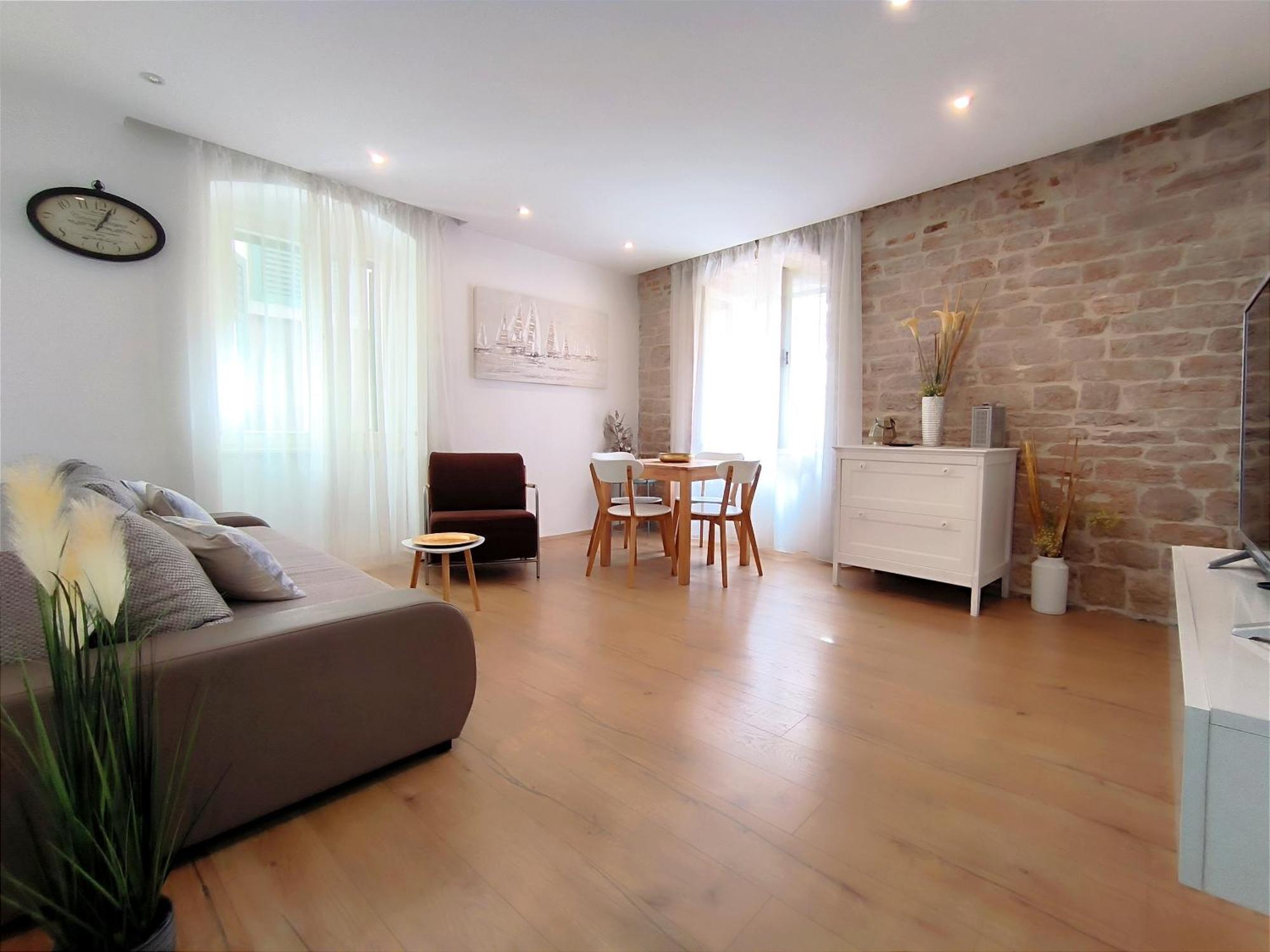 Rialto Luxury Apartment シベニク エクステリア 写真